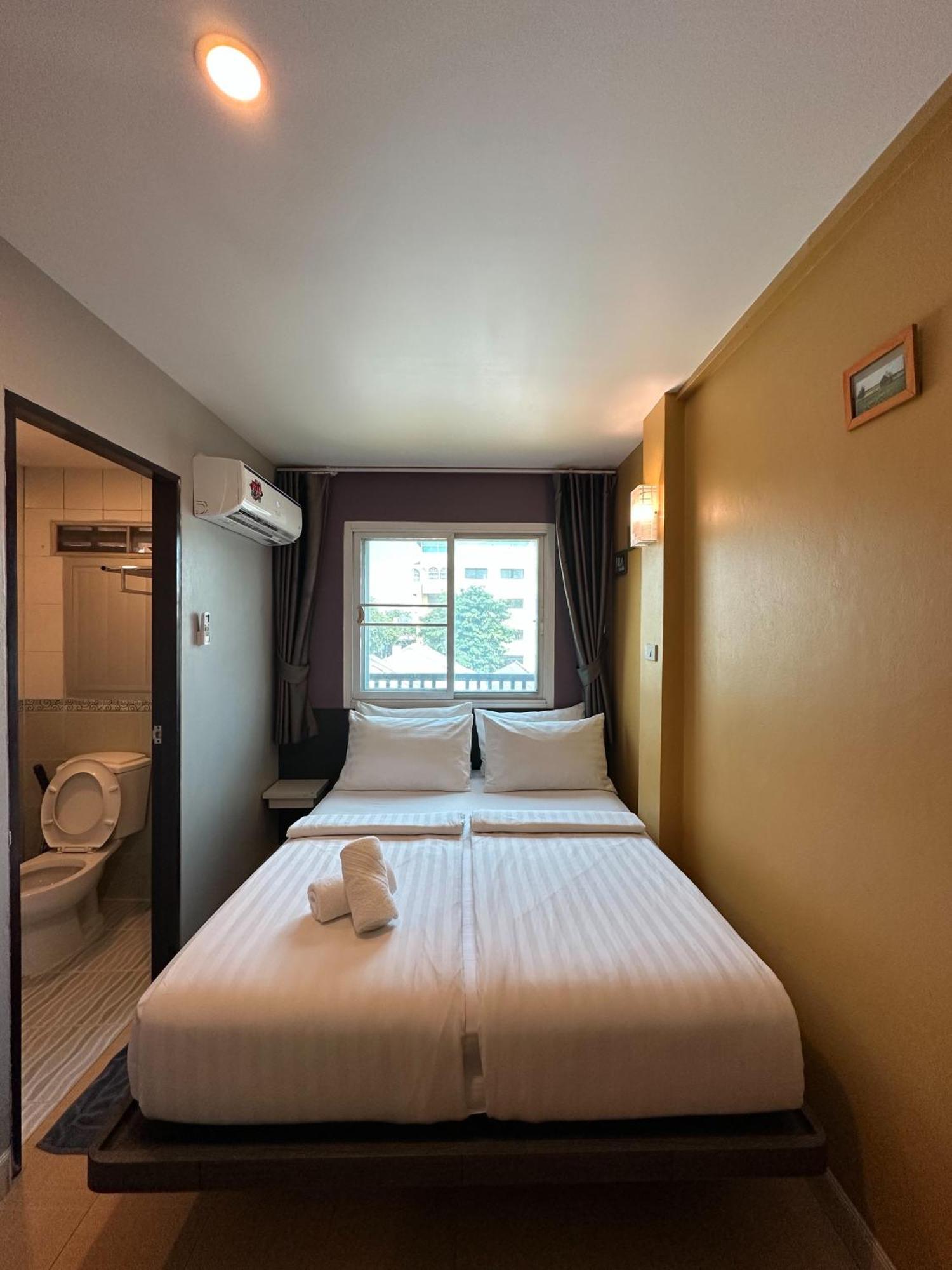 Bbhouse Phra Athit Hotel Bangkok Eksteriør billede