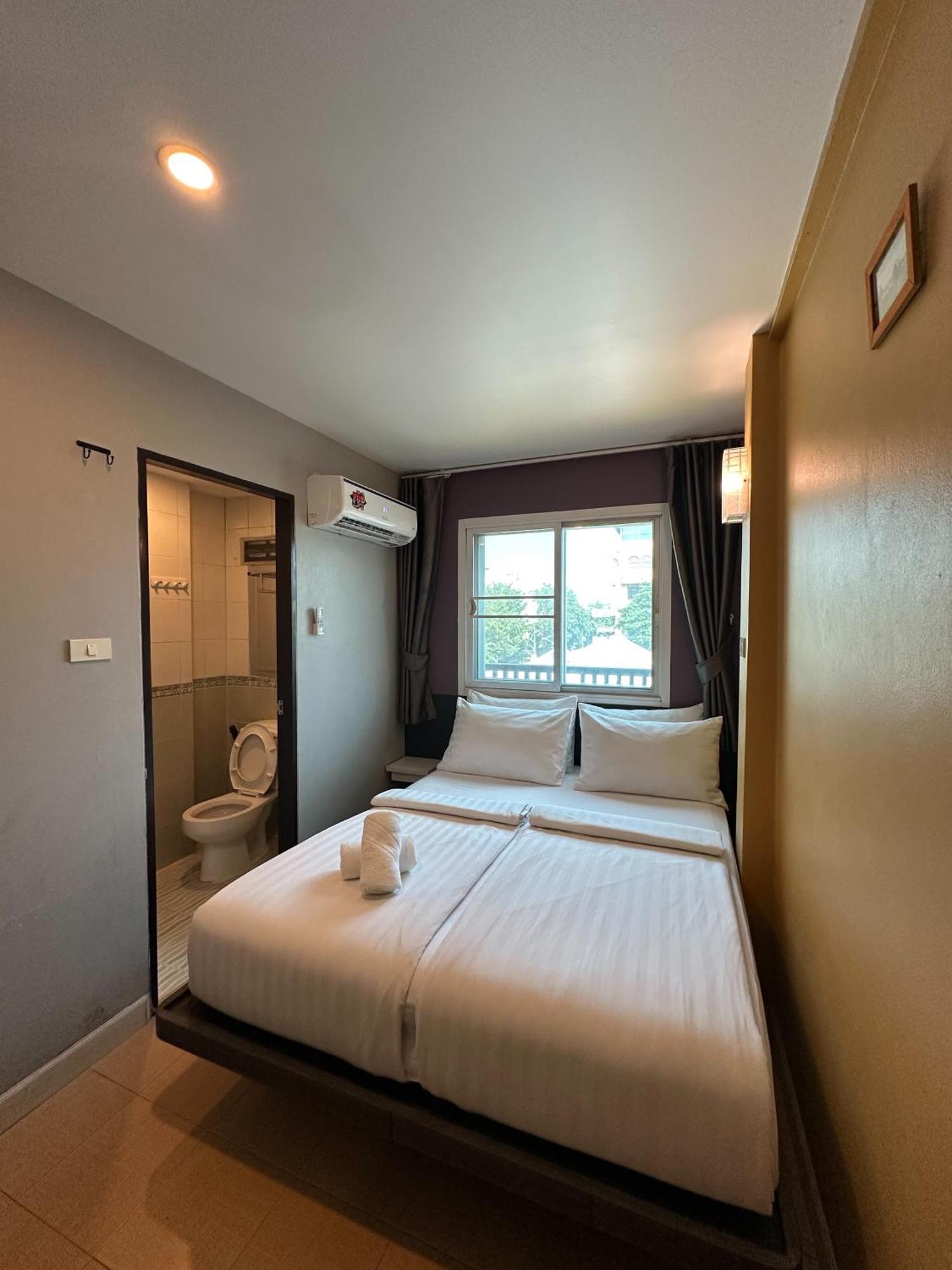 Bbhouse Phra Athit Hotel Bangkok Eksteriør billede